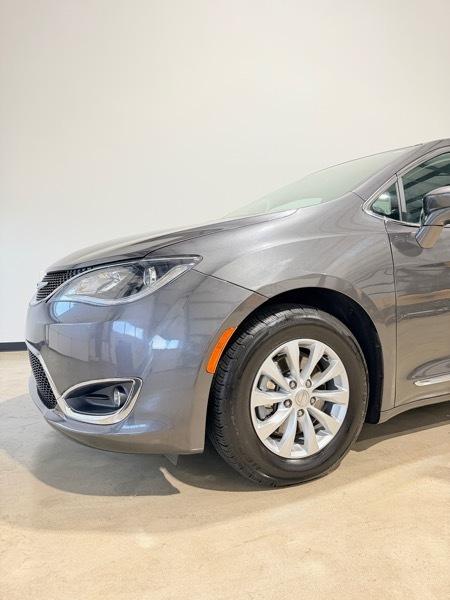 chrysler pacifica 2017 2C4RC1BG2HR583655 image chrysler pacifica 2017 2C4RC1BG2HR583655 image