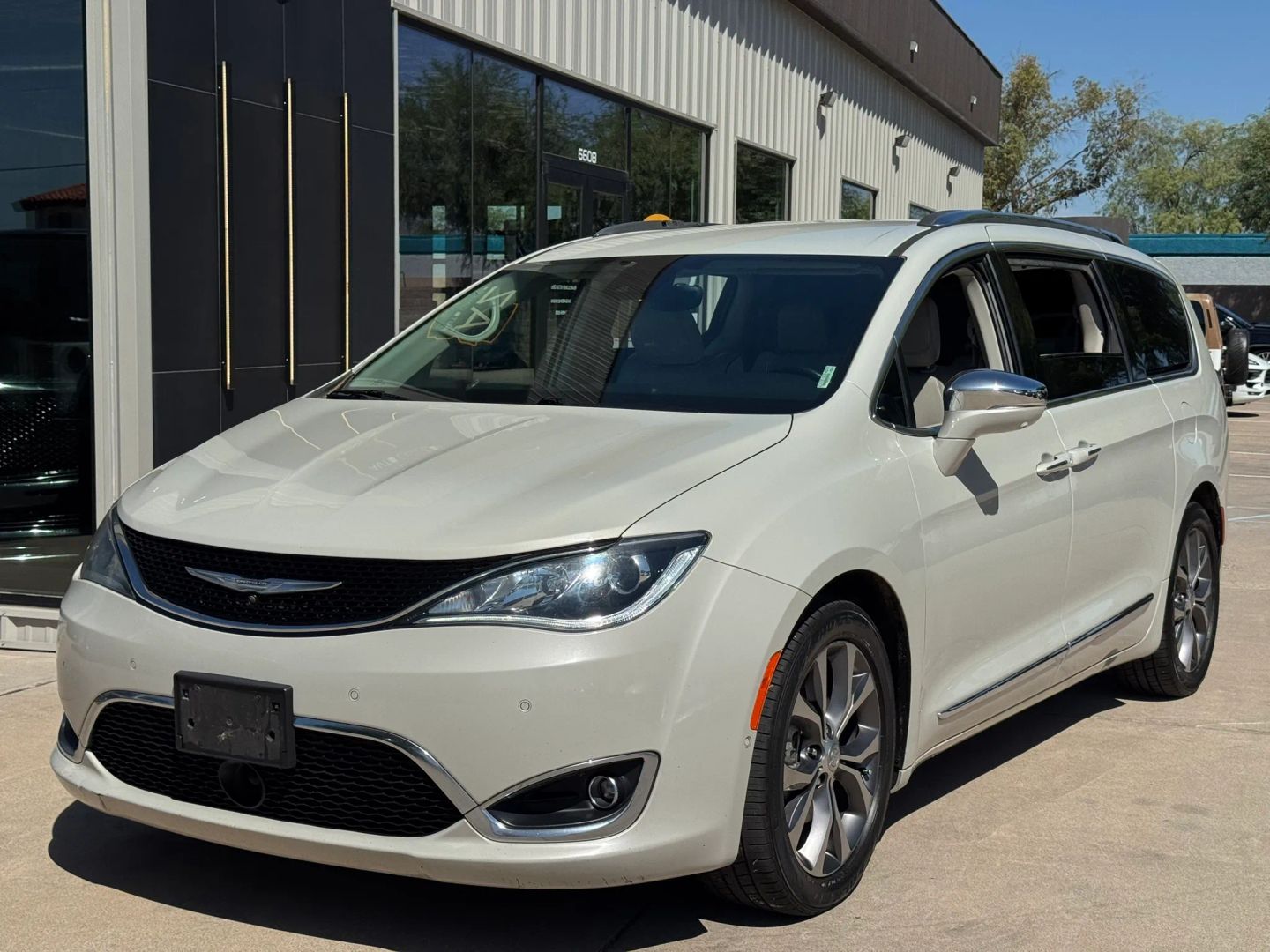 chrysler pacifica 2017 2C4RC1GG8HR683879 image chrysler pacifica 2017 2C4RC1GG8HR683879 image