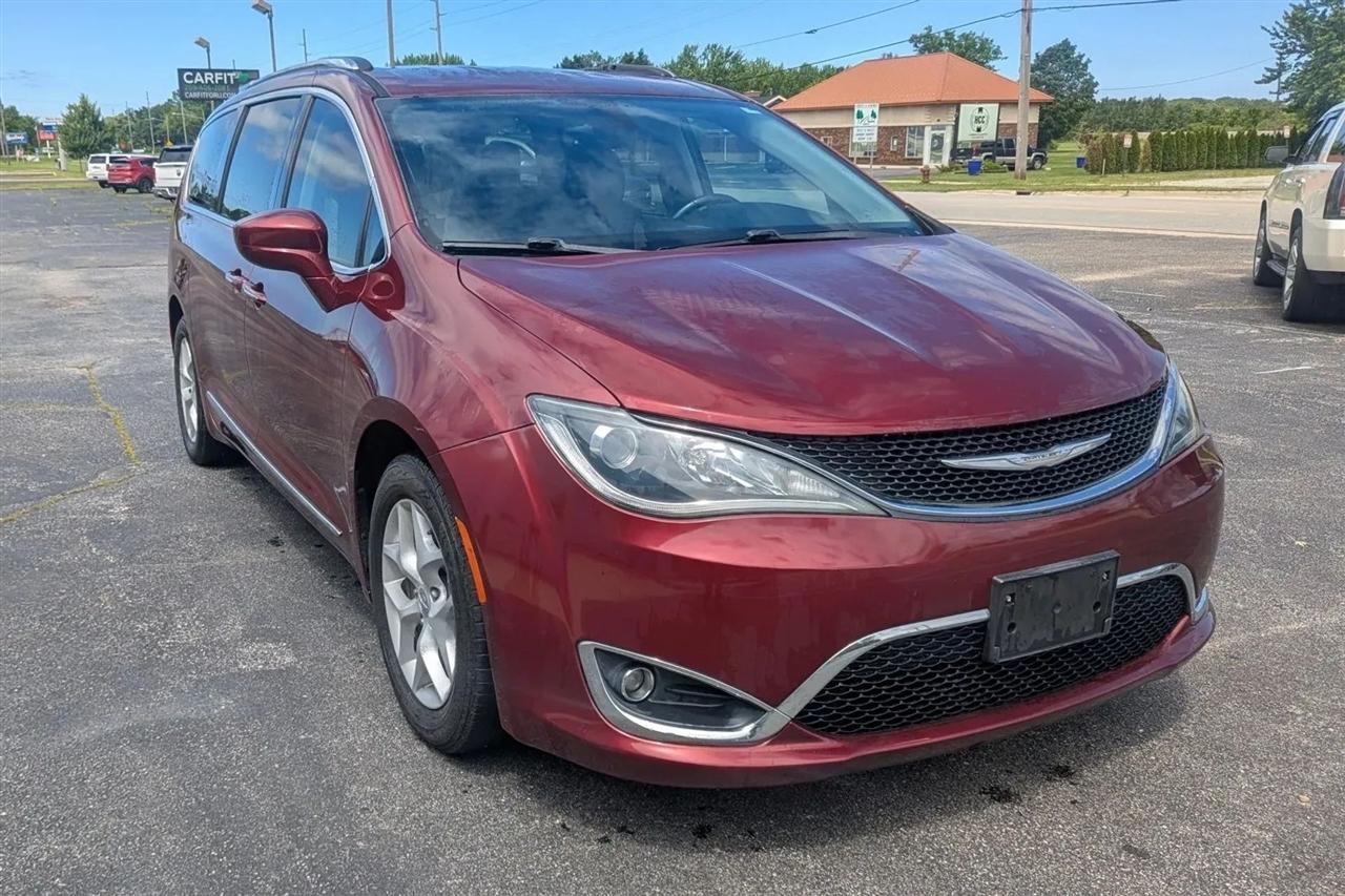 chrysler pacifica 2017 2C4RC1EG8HR656071 image chrysler pacifica 2017 2C4RC1EG8HR656071 image