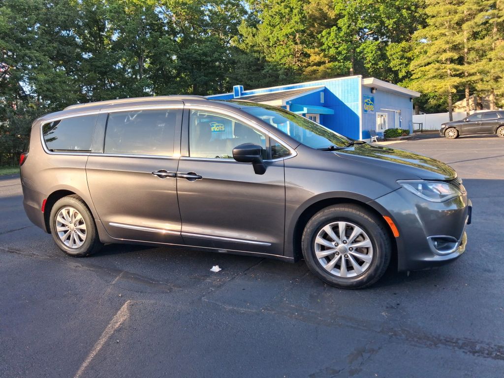 chrysler pacifica 2017 2C4RC1BG5HR744936 image chrysler pacifica 2017 2C4RC1BG5HR744936 image