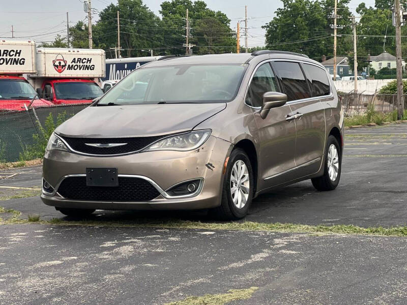 chrysler pacifica 2017 2C4RC1BGXHR576873 image chrysler pacifica 2017 2C4RC1BGXHR576873 image