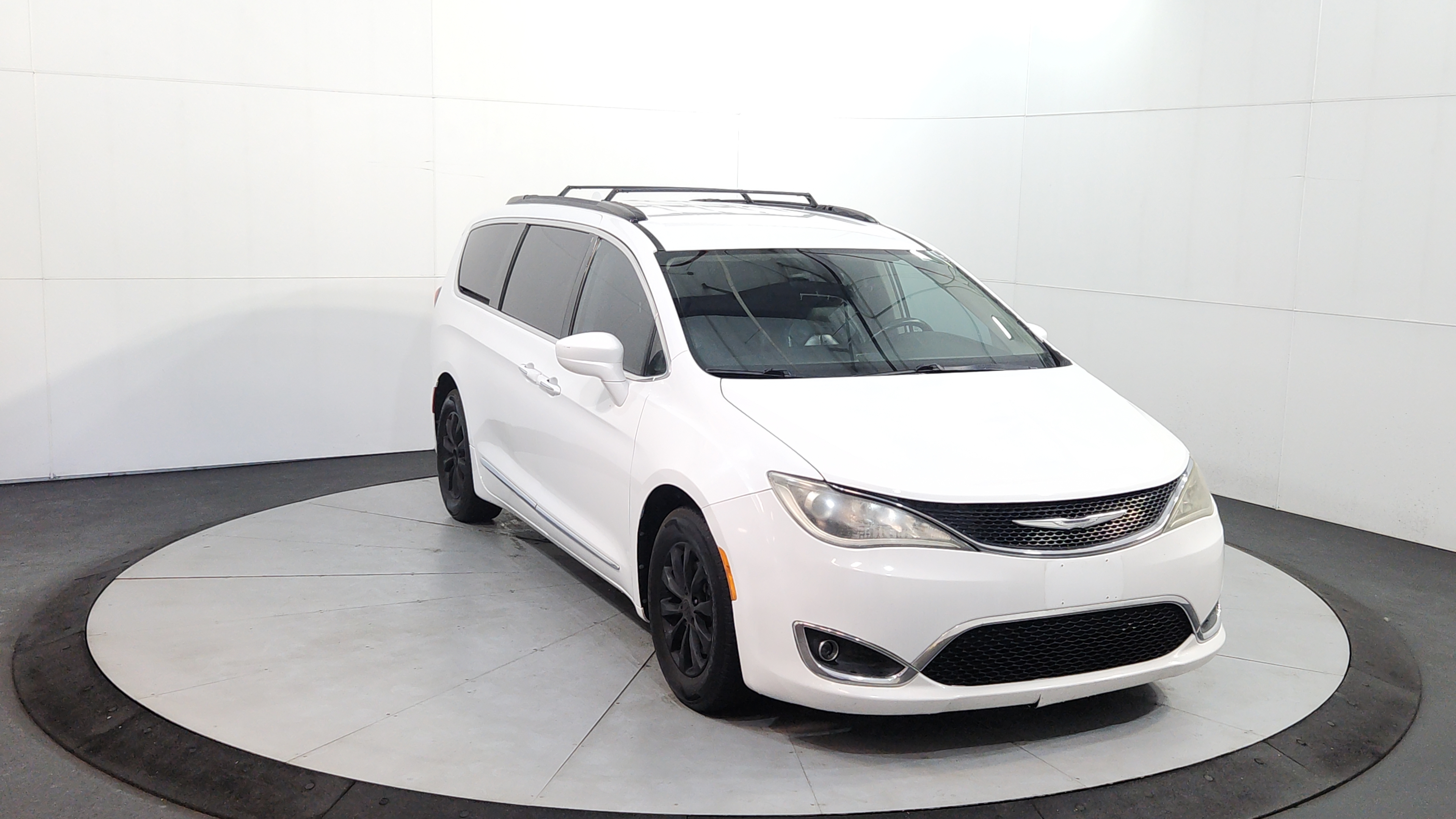 chrysler pacifica 2017 2C4RC1BG7HR642750 image chrysler pacifica 2017 2C4RC1BG7HR642750 image