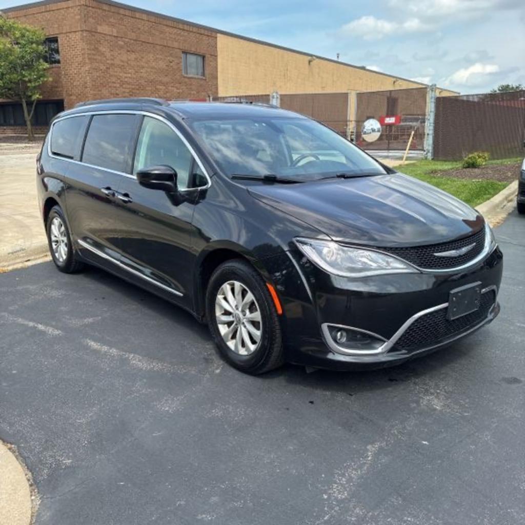 chrysler pacifica 2017 2C4RC1BGXHR598324 image chrysler pacifica 2017 2C4RC1BGXHR598324 image