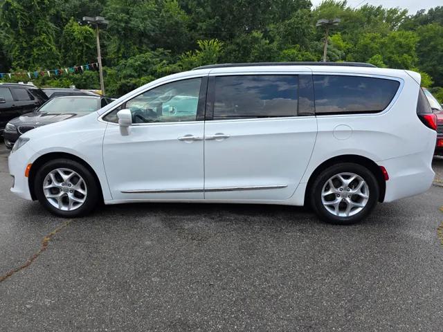 chrysler pacifica 2017 2C4RC1BG4HR759427 image chrysler pacifica 2017 2C4RC1BG4HR759427 image