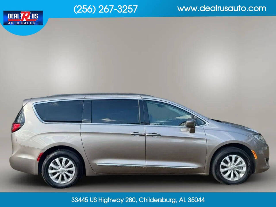chrysler pacifica 2017 2C4RC1BG2HR569254 image chrysler pacifica 2017 2C4RC1BG2HR569254 image