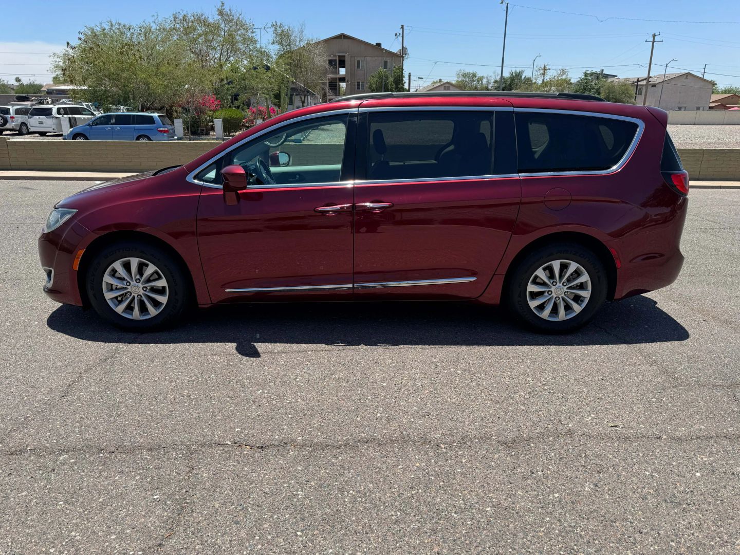 chrysler pacifica 2017 2C4RC1BG2HR576348 image chrysler pacifica 2017 2C4RC1BG2HR576348 image