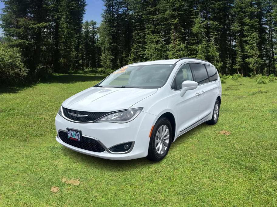 chrysler pacifica 2017 2C4RC1BG2HR540546 image chrysler pacifica 2017 2C4RC1BG2HR540546 image