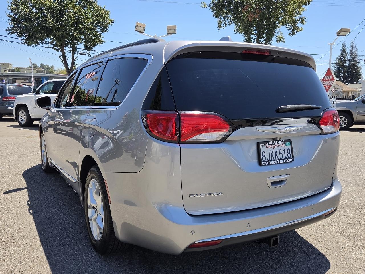 chrysler pacifica 2017 2C4RC1BG4HR676371 image chrysler pacifica 2017 2C4RC1BG4HR676371 image