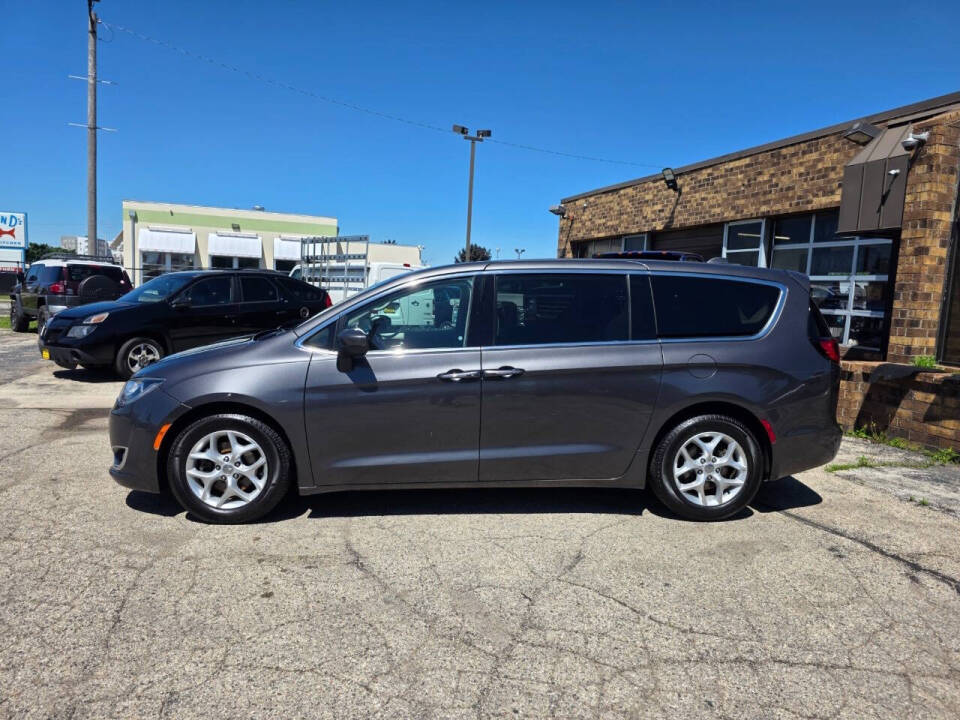 chrysler pacifica 2017 2C4RC1BG2HR844492 image chrysler pacifica 2017 2C4RC1BG2HR844492 image