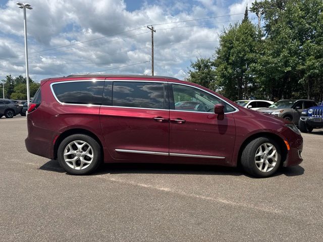 chrysler pacifica 2017 2C4RC1BG4HR803197 image chrysler pacifica 2017 2C4RC1BG4HR803197 image