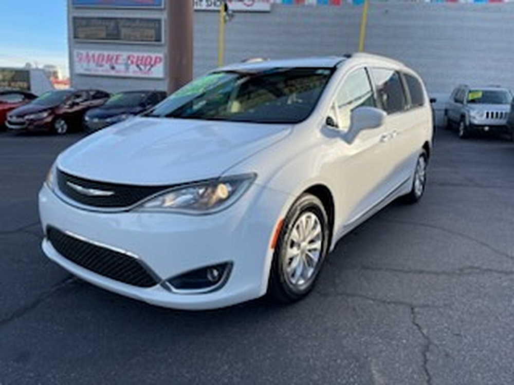 chrysler pacifica 2017 2C4RC1BGXHR530587 image chrysler pacifica 2017 2C4RC1BGXHR530587 image