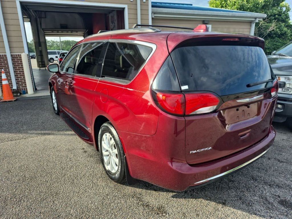 chrysler pacifica 2017 2C4RC1BG1HR686226 image chrysler pacifica 2017 2C4RC1BG1HR686226 image