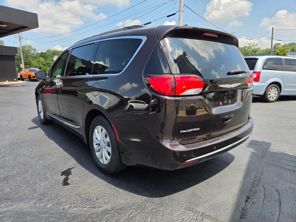 chrysler pacifica 2017 2C4RC1BGXHR598100 image chrysler pacifica 2017 2C4RC1BGXHR598100 image