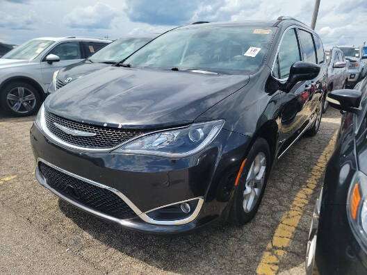 chrysler pacifica 2017 2C4RC1EG8HR518269 image chrysler pacifica 2017 2C4RC1EG8HR518269 image