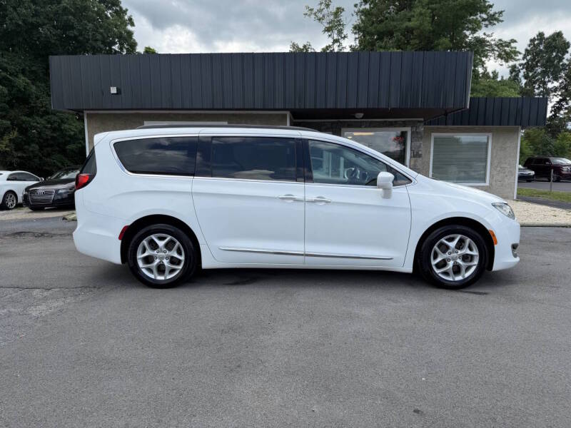 chrysler pacifica 2017 2C4RC1BGXHR635145 image chrysler pacifica 2017 2C4RC1BGXHR635145 image