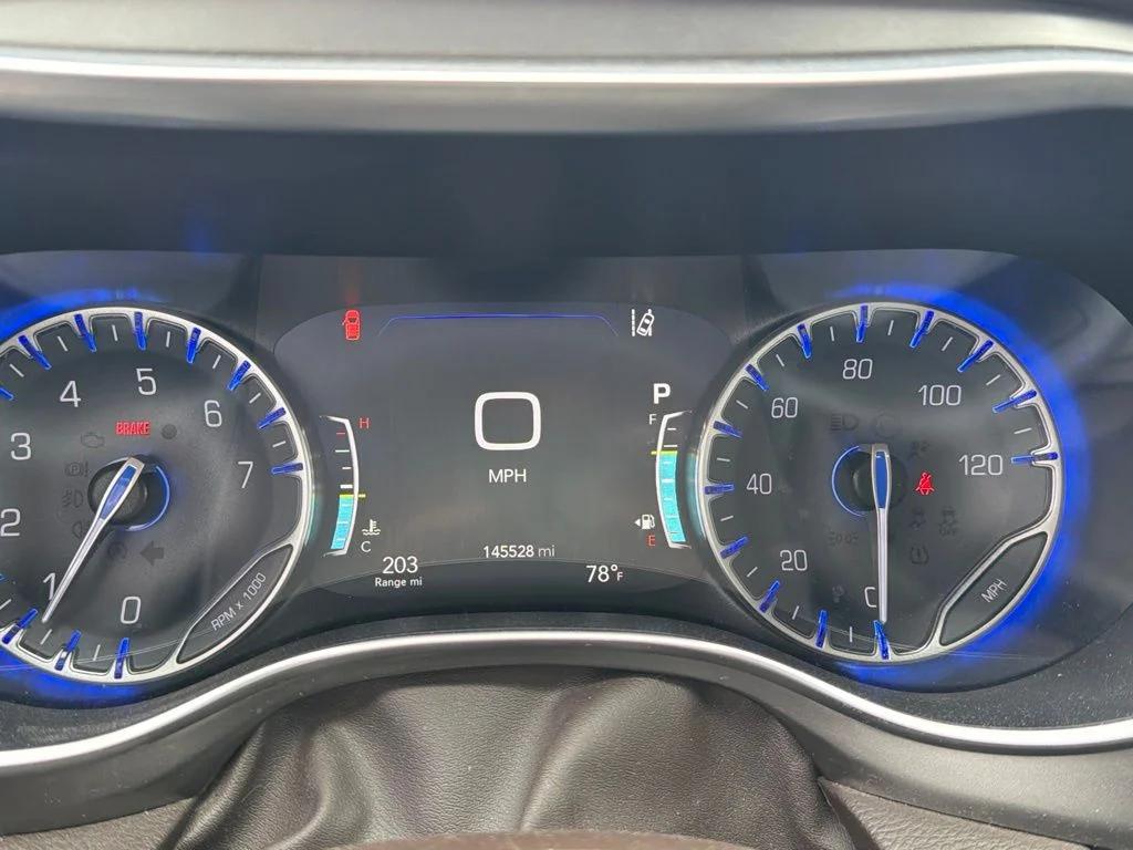 chrysler pacifica 2017 2C4RC1EG8HR518692 image chrysler pacifica 2017 2C4RC1EG8HR518692 image