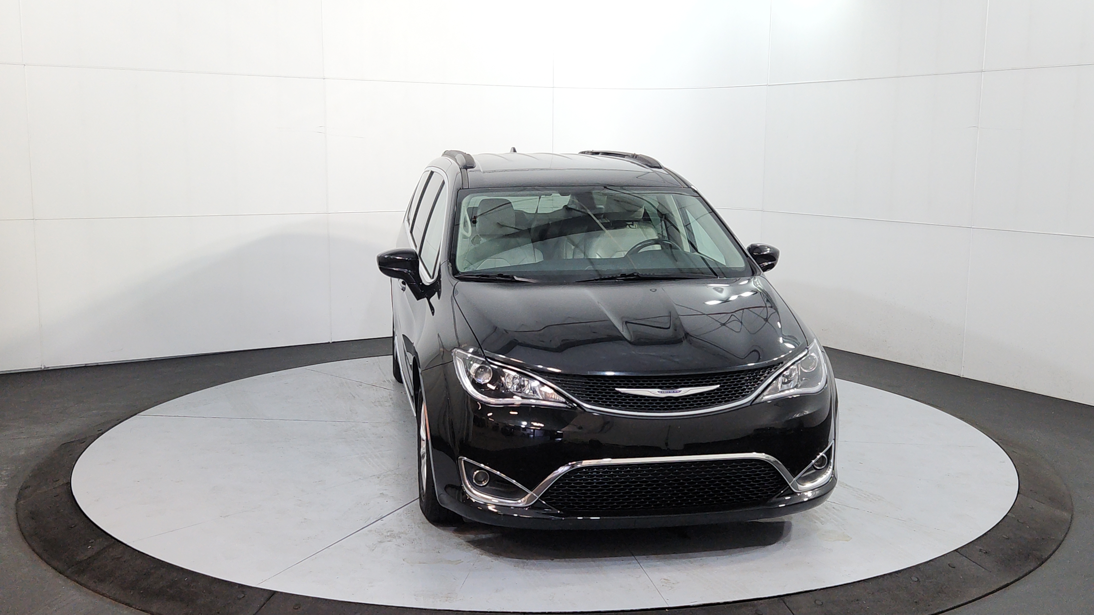 chrysler pacifica 2017 2C4RC1BG5HR654170 image chrysler pacifica 2017 2C4RC1BG5HR654170 image
