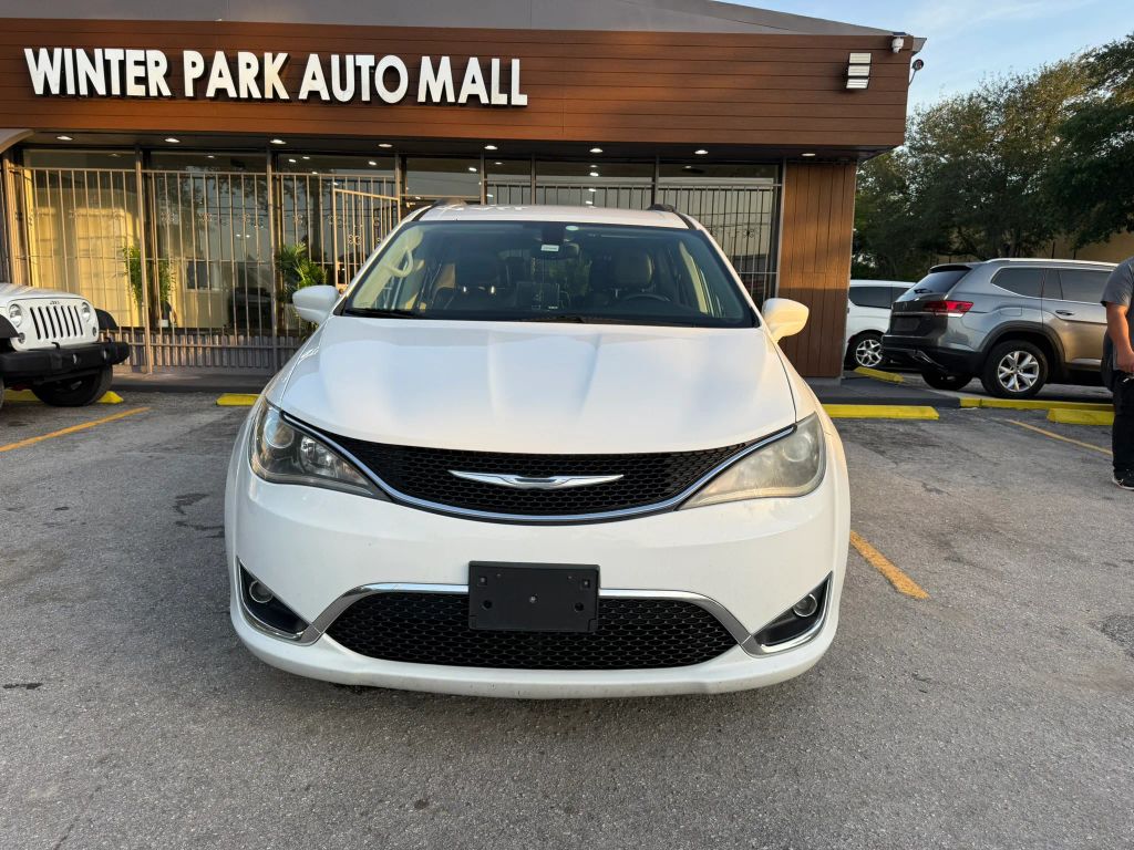 chrysler pacifica 2017 2C4RC1BG5HR524311 image chrysler pacifica 2017 2C4RC1BG5HR524311 image