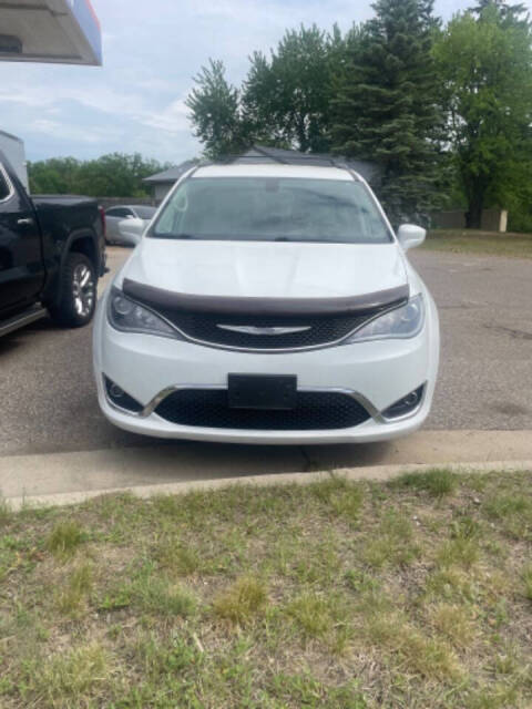 chrysler pacifica 2017 2C4RC1BG0HR538830 image chrysler pacifica 2017 2C4RC1BG0HR538830 image