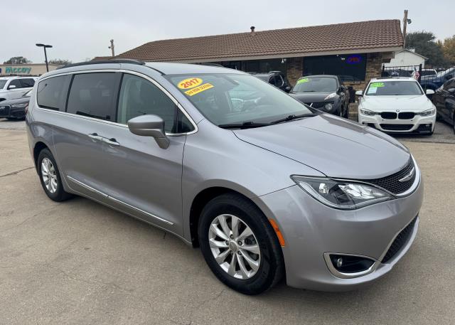 chrysler pacifica 2017 2C4RC1BG4HR613173 image chrysler pacifica 2017 2C4RC1BG4HR613173 image