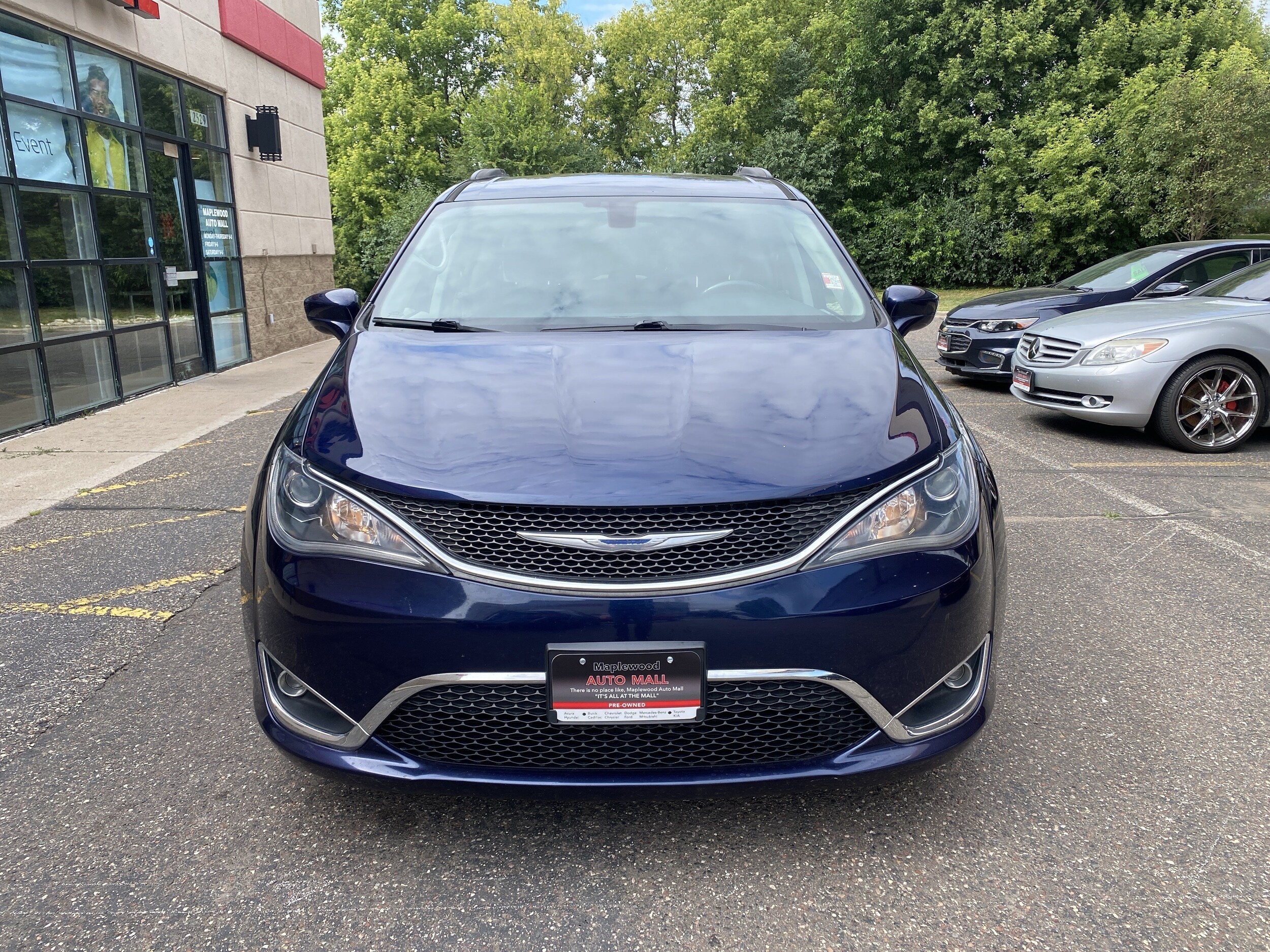 chrysler pacifica 2017 2C4RC1BG3HR512755 image chrysler pacifica 2017 2C4RC1BG3HR512755 image