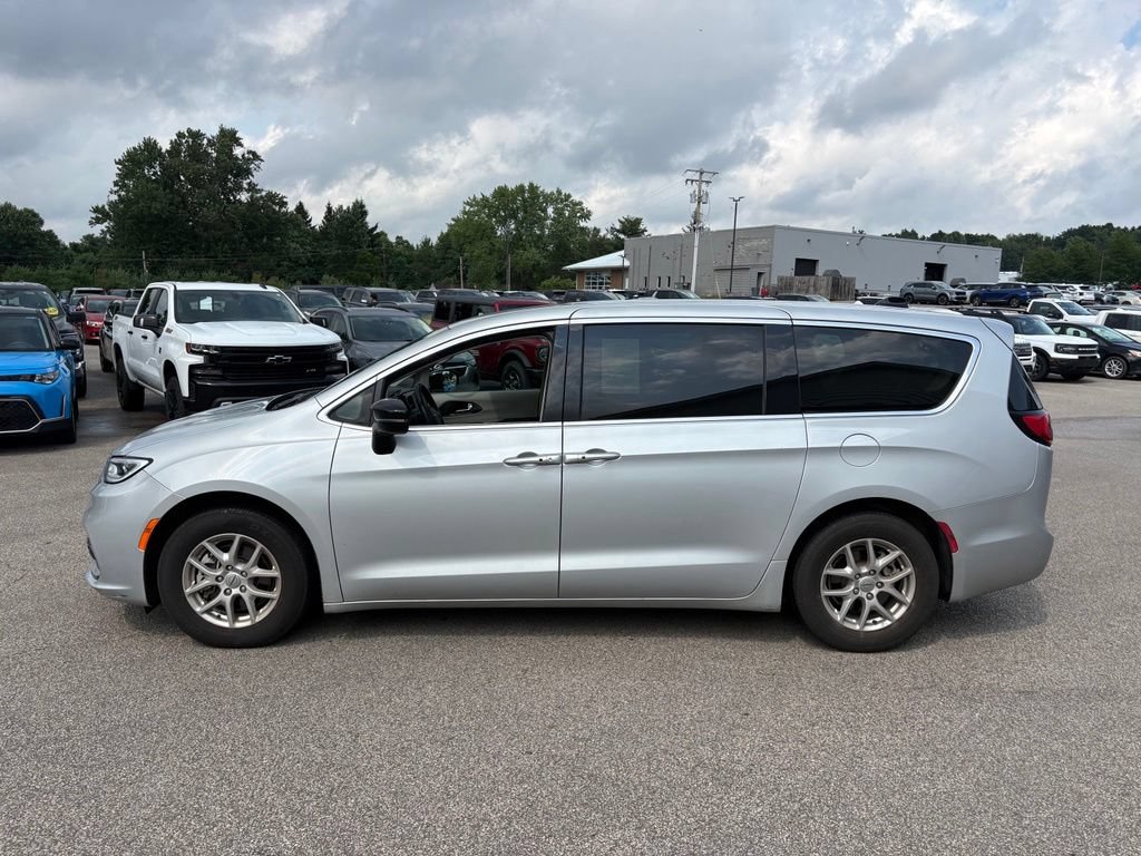 chrysler pacifica 2024 2C4RC1BG3RR123213 image chrysler pacifica 2024 2C4RC1BG3RR123213 image