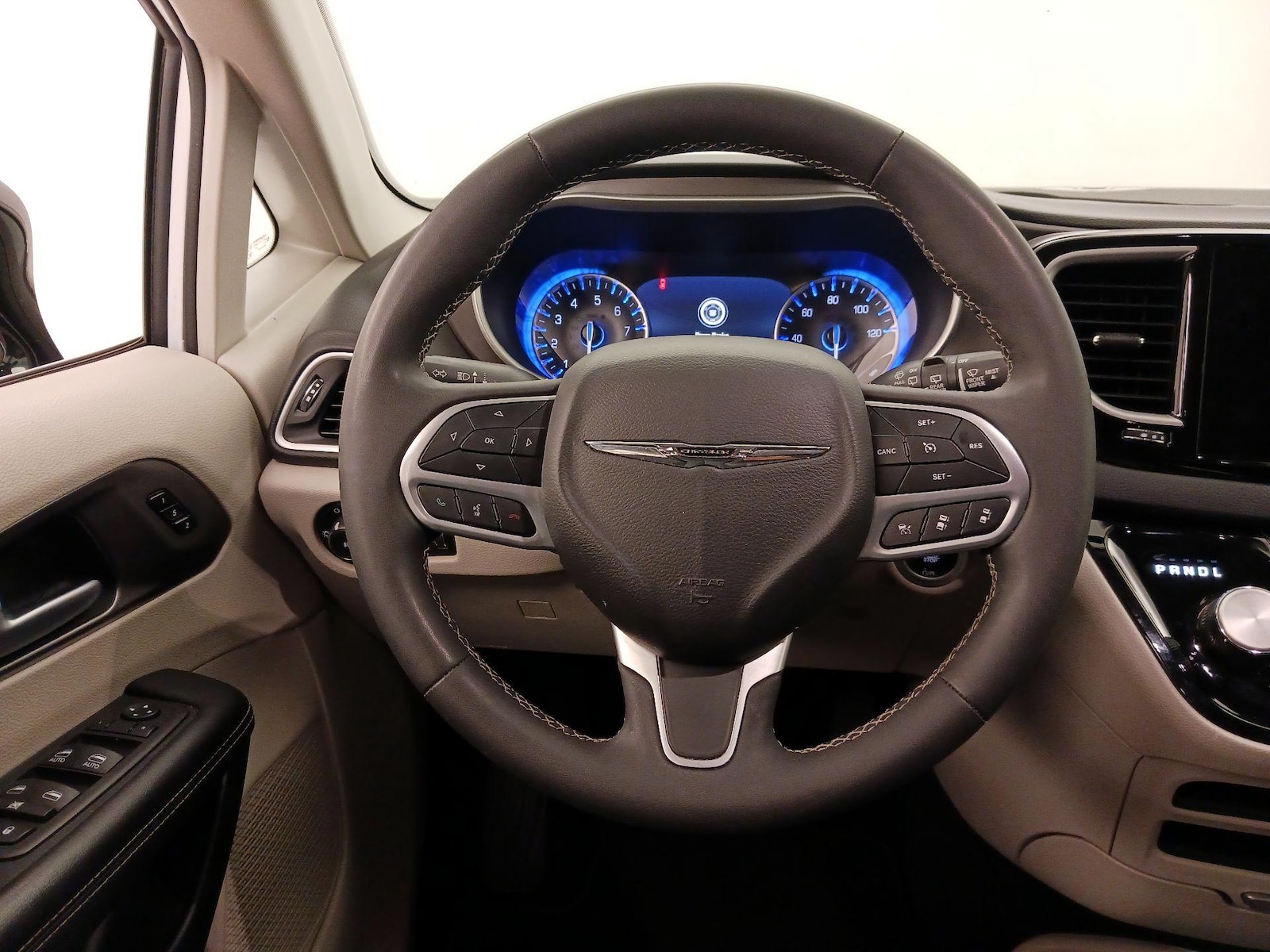 chrysler pacifica 2024 2C4RC1BGXRR167371 image chrysler pacifica 2024 2C4RC1BGXRR167371 image