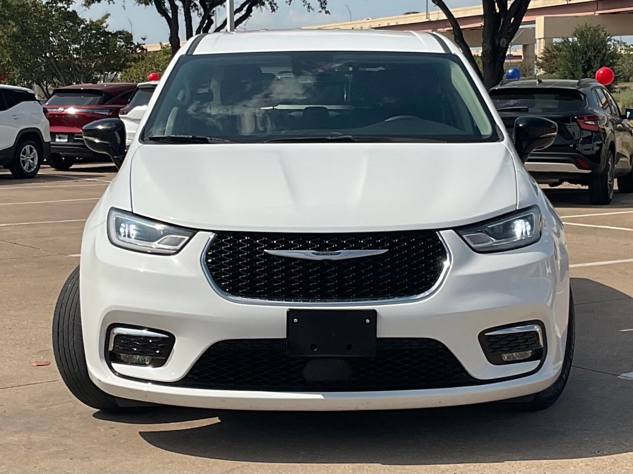 chrysler pacifica 2024 2C4RC1BG3RR106556 image chrysler pacifica 2024 2C4RC1BG3RR106556 image