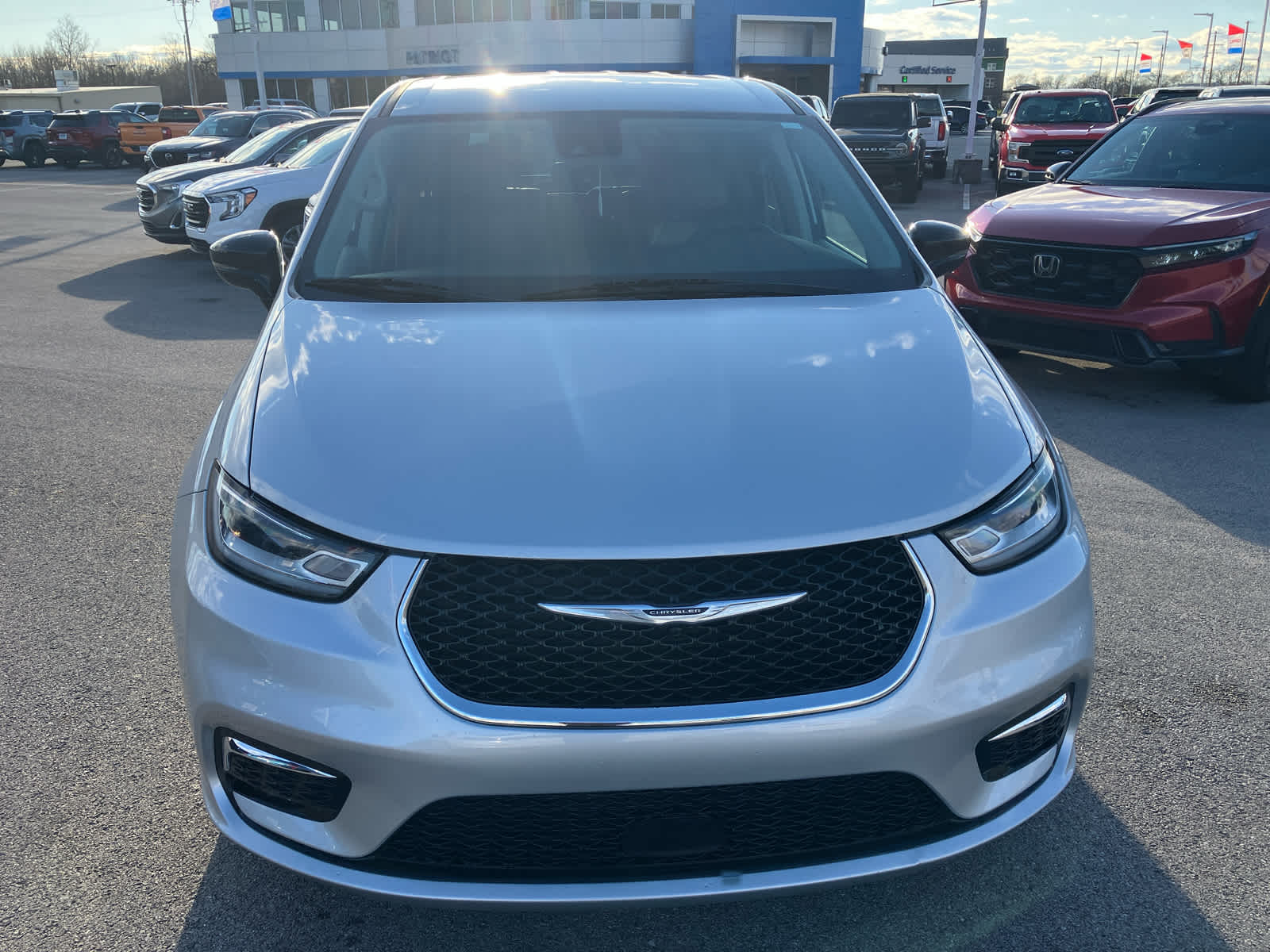 chrysler pacifica 2024 2C4RC1BG7RR125627 image chrysler pacifica 2024 2C4RC1BG7RR125627 image