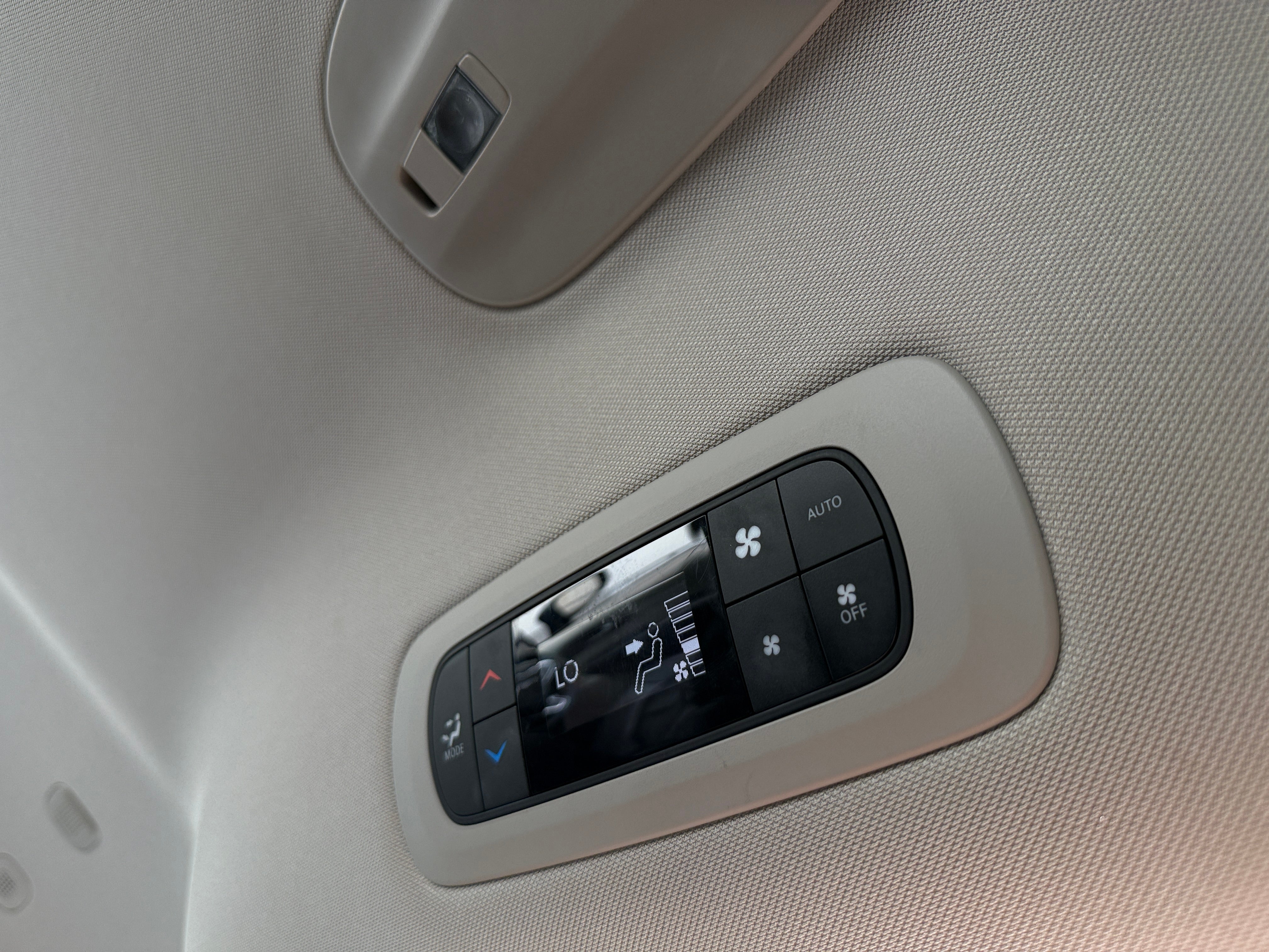chrysler pacifica 2024 2C4RC1BG7RR101618 image chrysler pacifica 2024 2C4RC1BG7RR101618 image