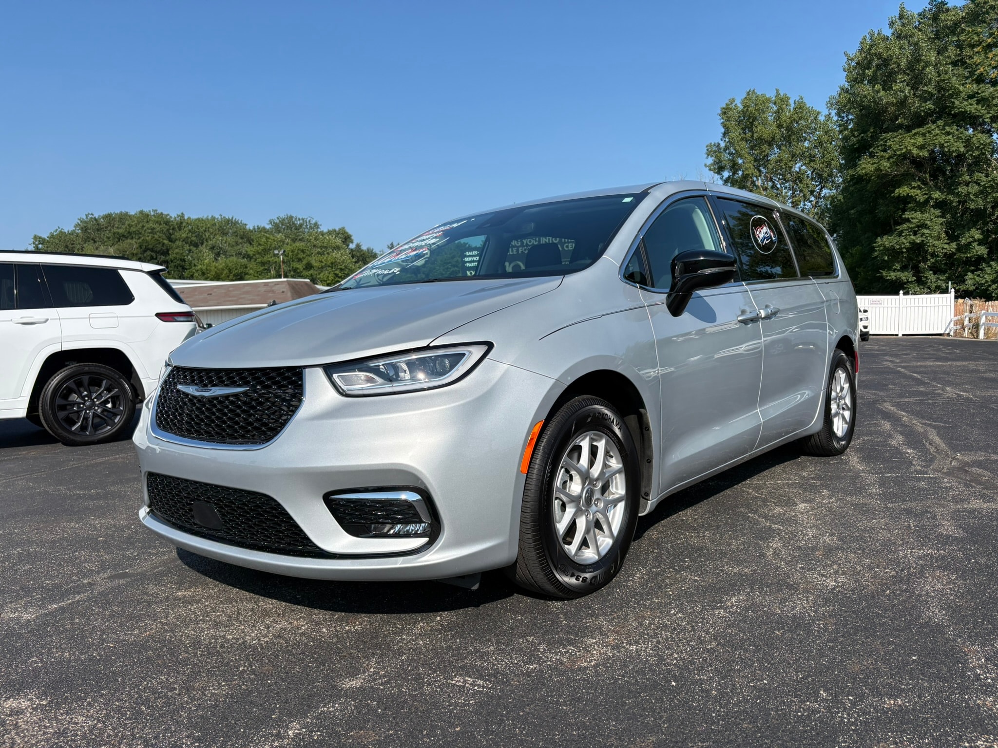 chrysler pacifica 2024 2C4RC1BG4RR147861 image chrysler pacifica 2024 2C4RC1BG4RR147861 image