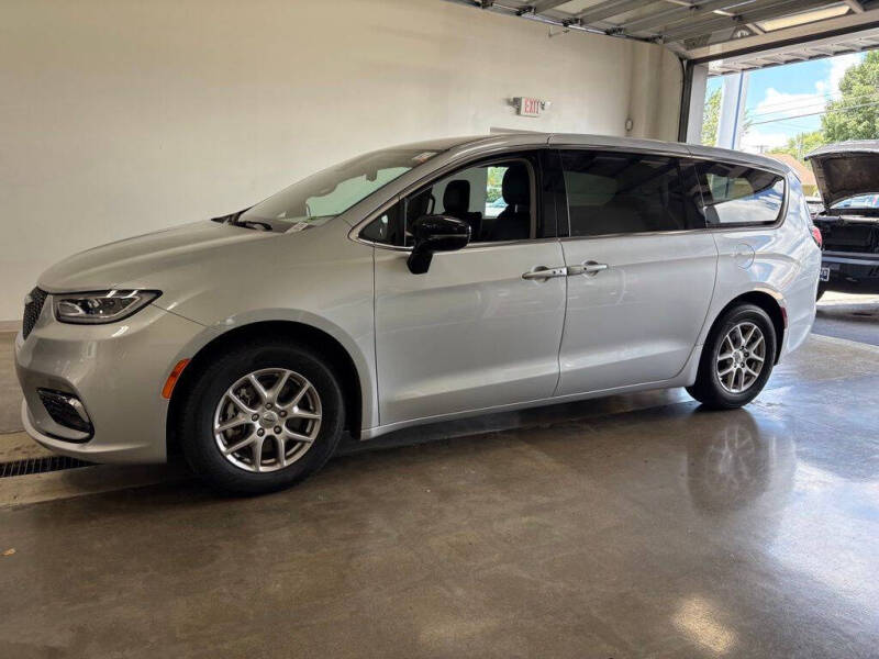 chrysler pacifica 2024 2C4RC1BG4RR142949 image chrysler pacifica 2024 2C4RC1BG4RR142949 image