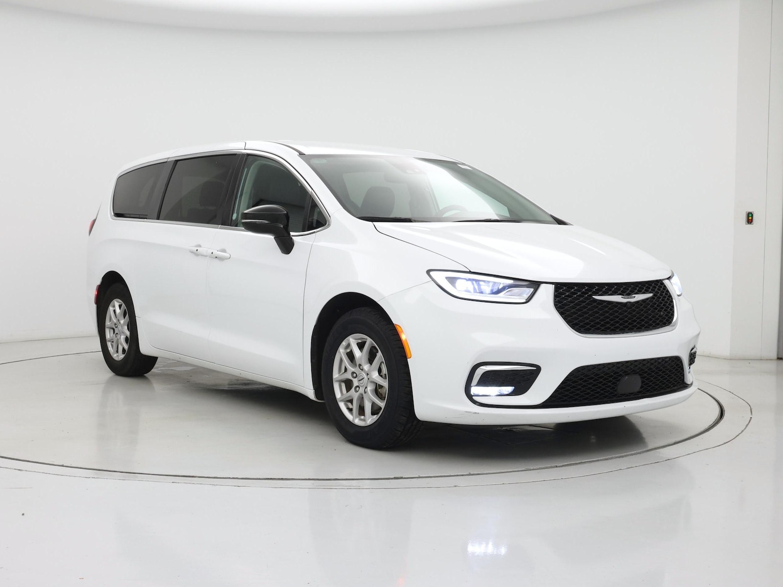chrysler pacifica 2024 2C4RC1BG7RR145456 image chrysler pacifica 2024 2C4RC1BG7RR145456 image