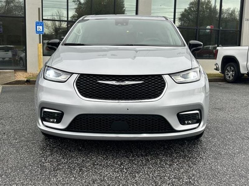 chrysler pacifica 2024 2C4RC1BG0RR129583 image chrysler pacifica 2024 2C4RC1BG0RR129583 image