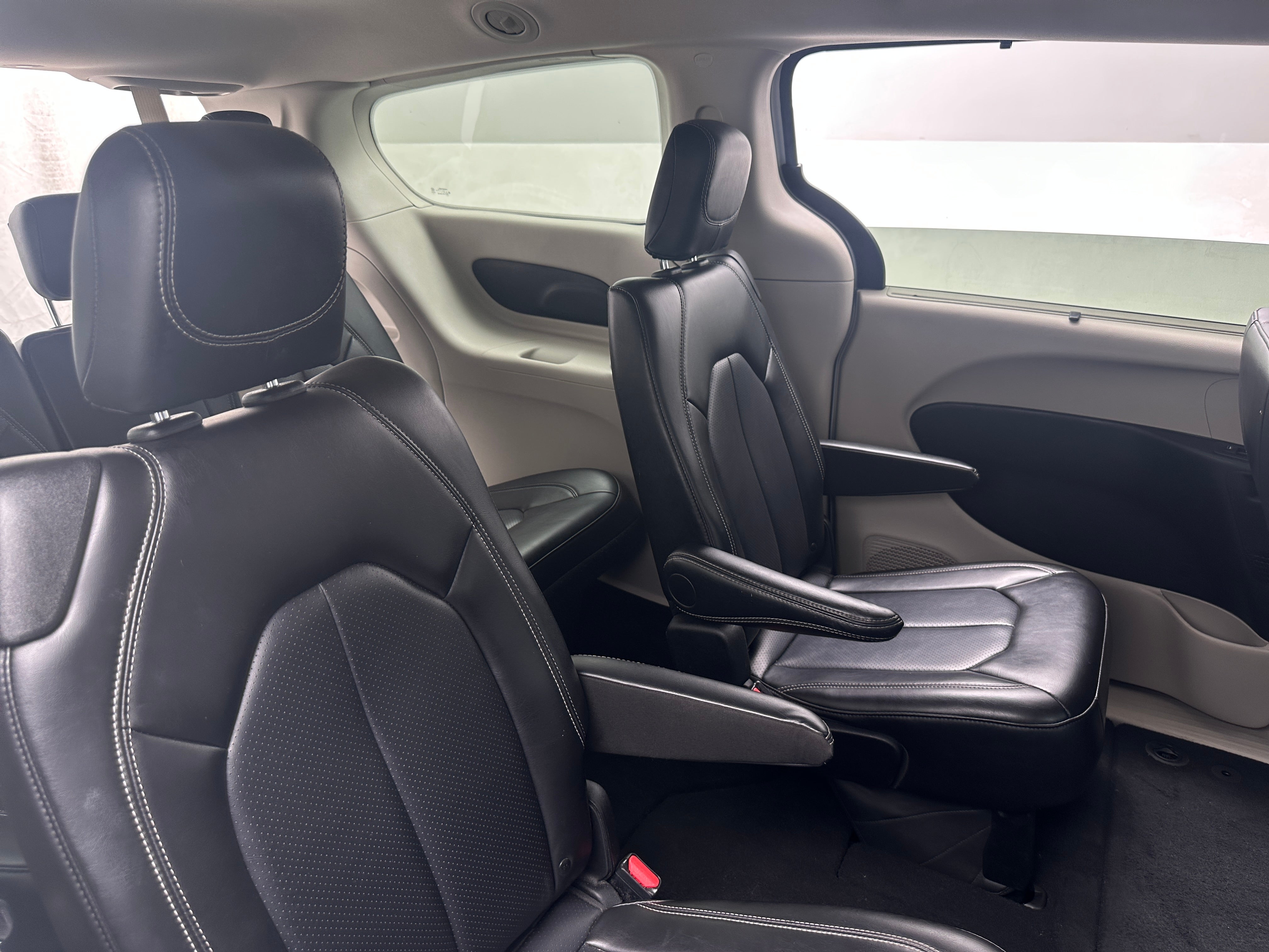 chrysler pacifica 2024 2C4RC1BG7RR106270 image chrysler pacifica 2024 2C4RC1BG7RR106270 image