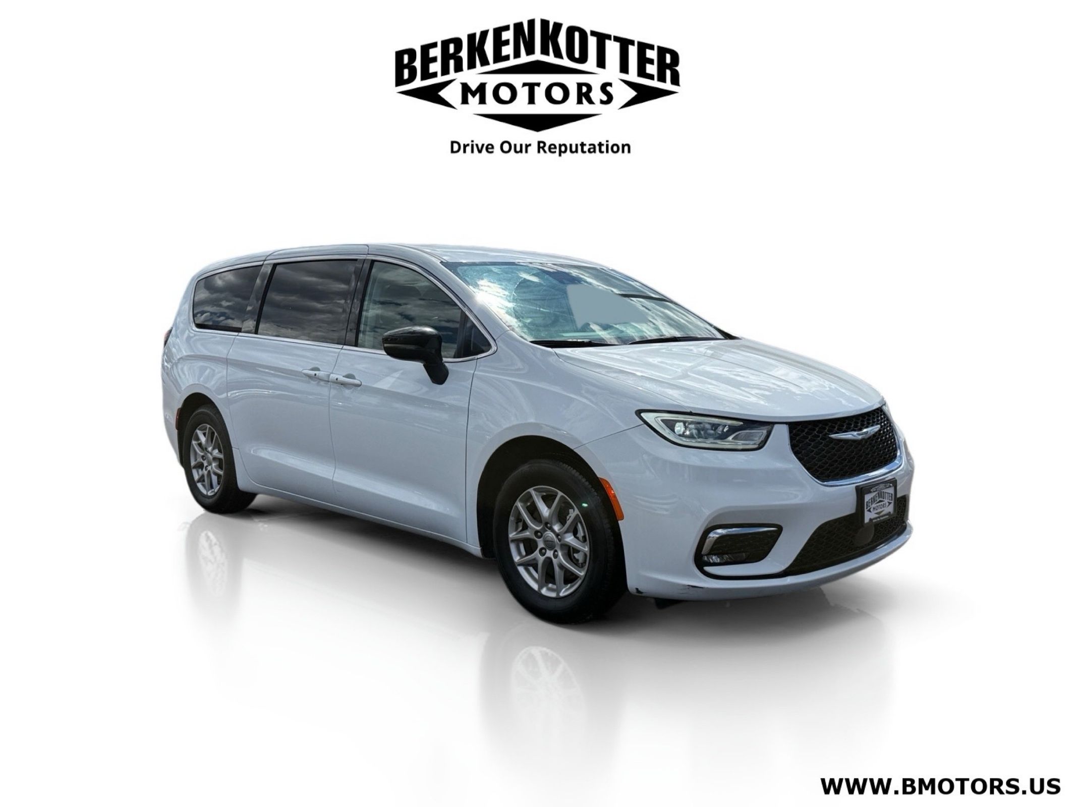 chrysler pacifica 2024 2C4RC1BGXRR106201 image chrysler pacifica 2024 2C4RC1BGXRR106201 image