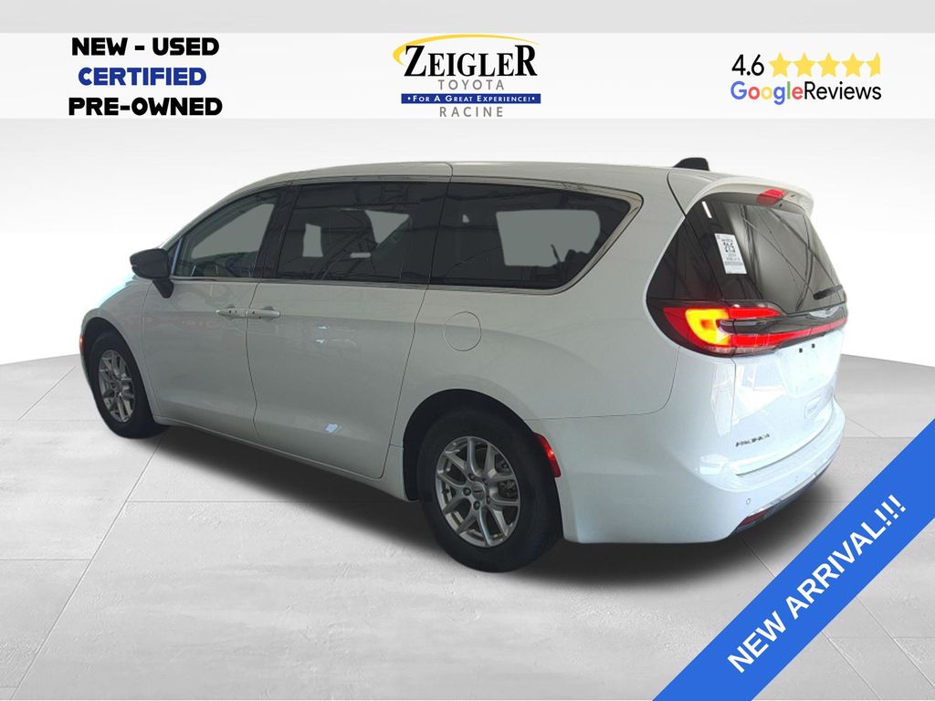 chrysler pacifica 2024 2C4RC1BG8RR131680 image chrysler pacifica 2024 2C4RC1BG8RR131680 image