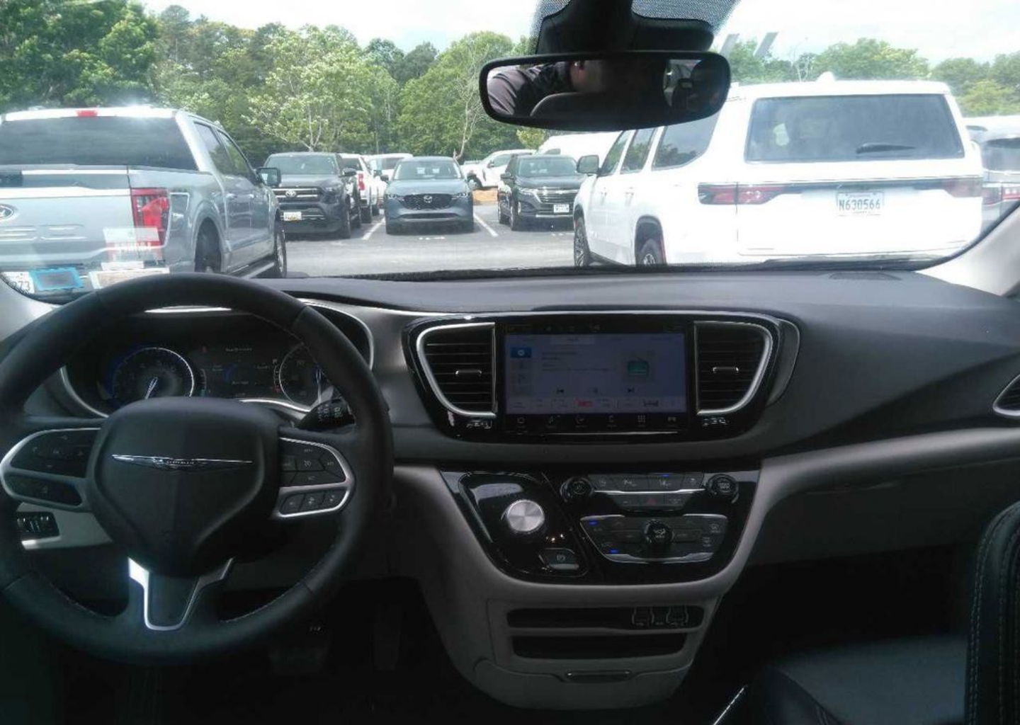 chrysler pacifica 2024 2C4RC1BG3RR149763 image chrysler pacifica 2024 2C4RC1BG3RR149763 image