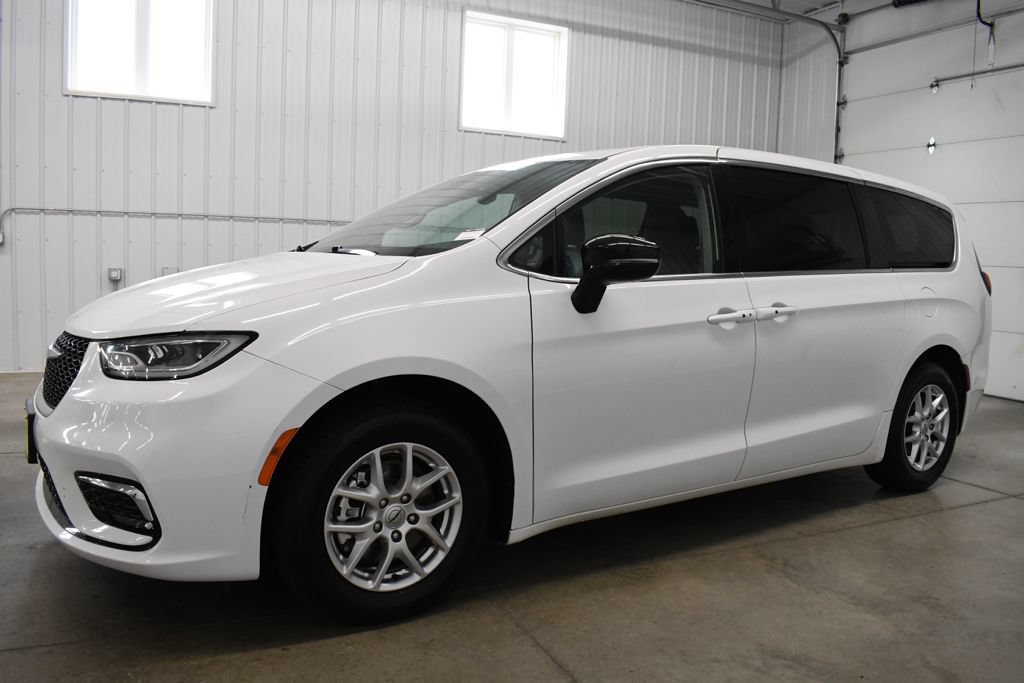 chrysler pacifica 2024 2C4RC1BG7RR116426 image chrysler pacifica 2024 2C4RC1BG7RR116426 image