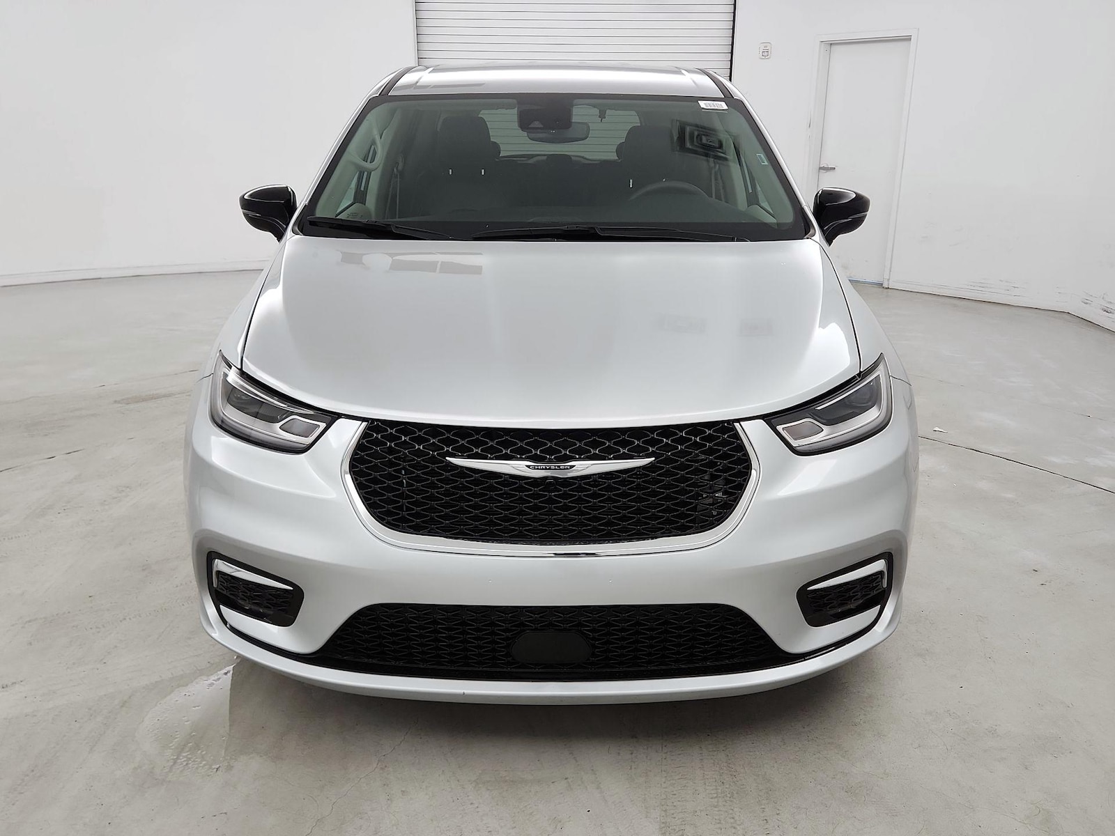 chrysler pacifica 2024 2C4RC1BG0RR131950 image chrysler pacifica 2024 2C4RC1BG0RR131950 image