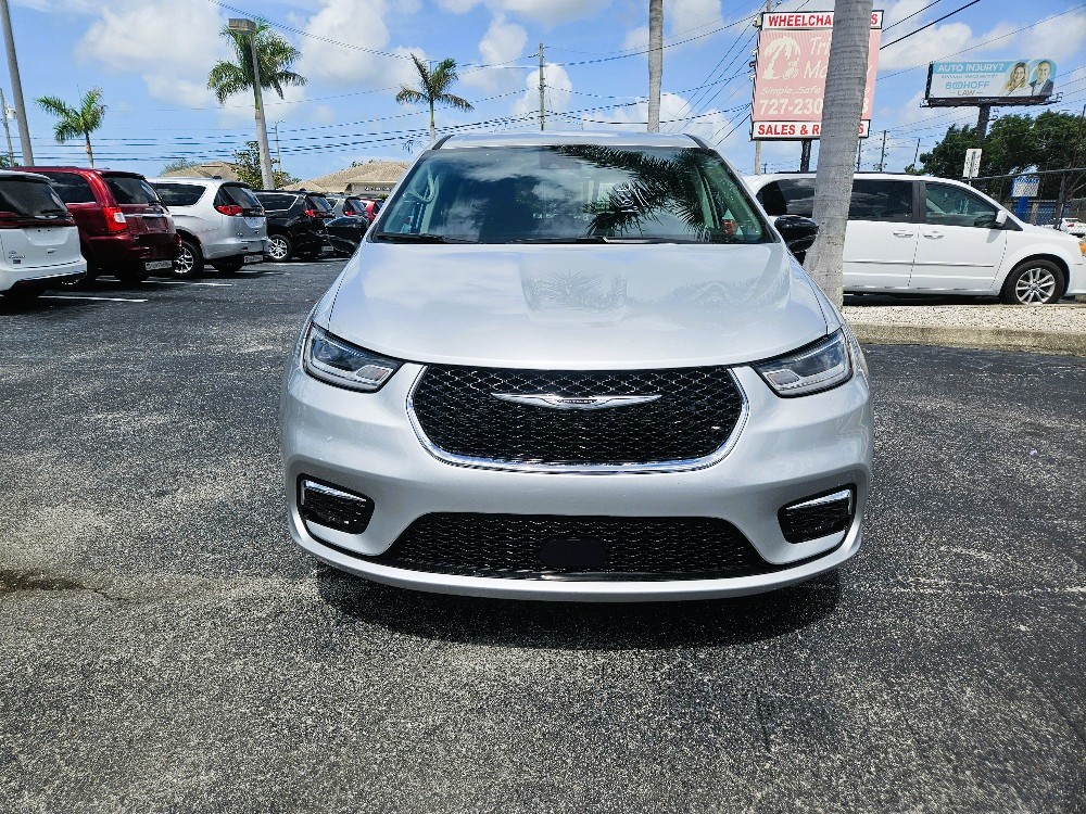 chrysler pacifica 2024 2C4RC1BG9RR132126 image chrysler pacifica 2024 2C4RC1BG9RR132126 image