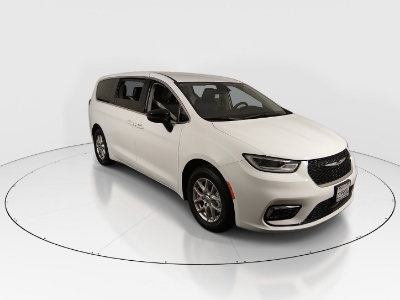 chrysler pacifica 2024 2C4RC1BG7RR109556 image chrysler pacifica 2024 2C4RC1BG7RR109556 image