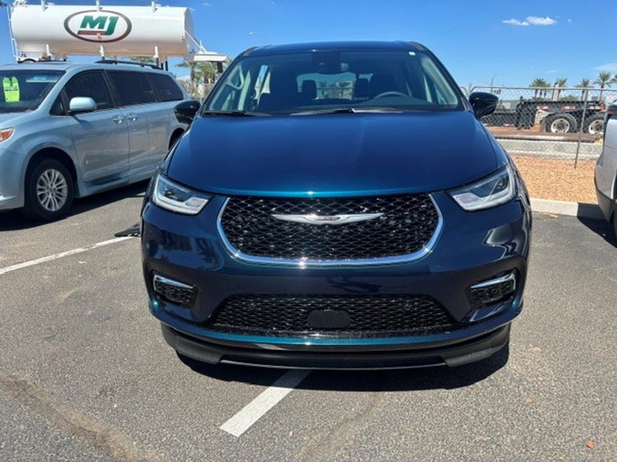 chrysler pacifica 2024 2C4RC1BGXRR100902 image chrysler pacifica 2024 2C4RC1BGXRR100902 image