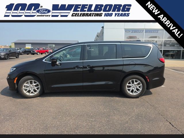 chrysler pacifica 2024 2C4RC1BG5RR101858 image chrysler pacifica 2024 2C4RC1BG5RR101858 image