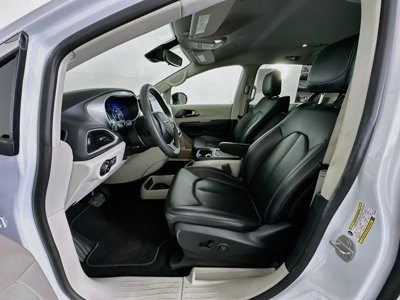 chrysler pacifica 2024 2C4RC1BG9RR115973 image chrysler pacifica 2024 2C4RC1BG9RR115973 image