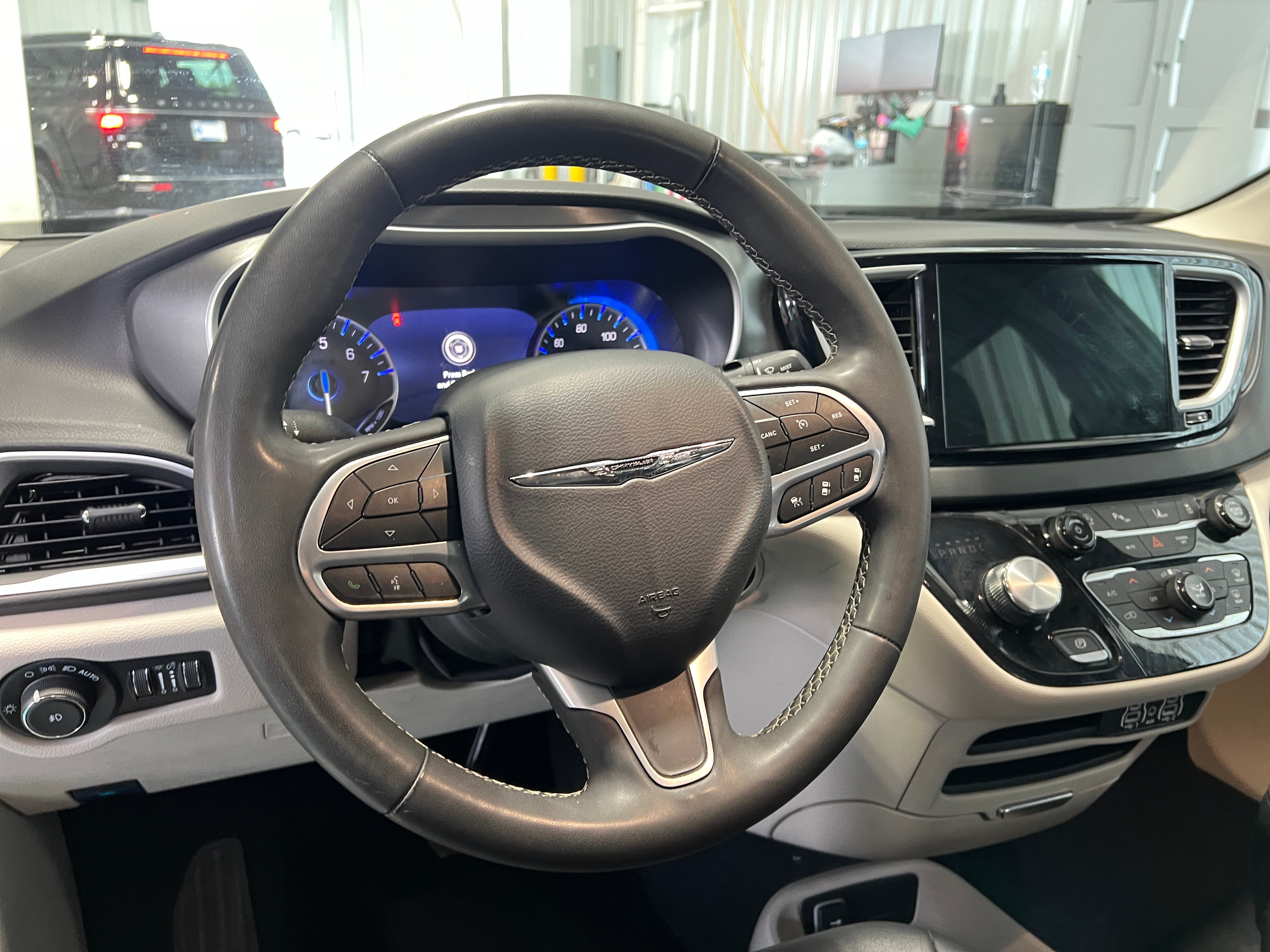 chrysler pacifica 2024 2C4RC1BGXRR179603 image chrysler pacifica 2024 2C4RC1BGXRR179603 image
