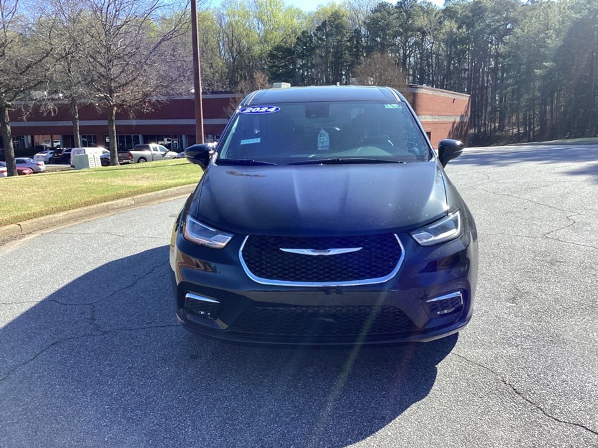 chrysler pacifica 2024 2C4RC1FG2RR102170 image chrysler pacifica 2024 2C4RC1FG2RR102170 image