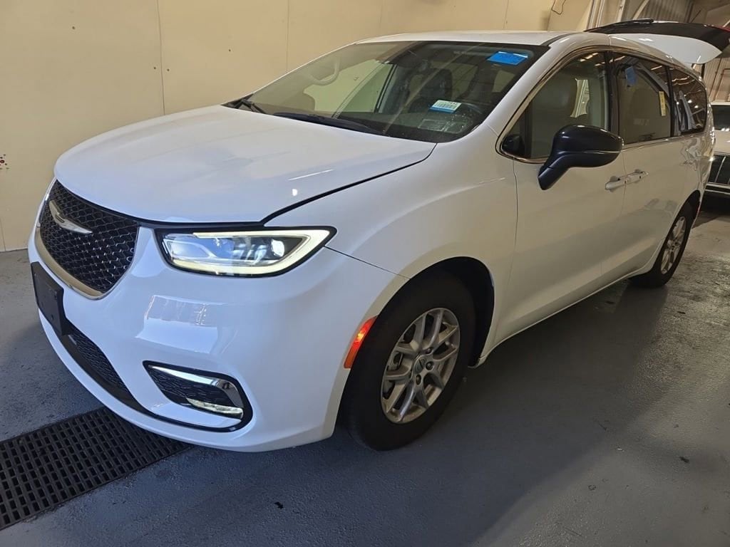 chrysler pacifica 2024 2C4RC1BG6RR109824 image chrysler pacifica 2024 2C4RC1BG6RR109824 image