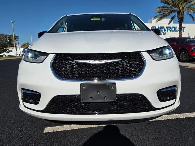 chrysler pacifica 2024 2C4RC1BG6RR115901 image chrysler pacifica 2024 2C4RC1BG6RR115901 image