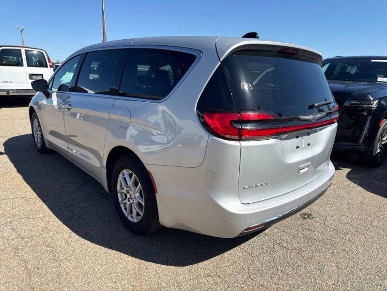 chrysler pacifica 2024 2C4RC1BG3RR142716 image chrysler pacifica 2024 2C4RC1BG3RR142716 image